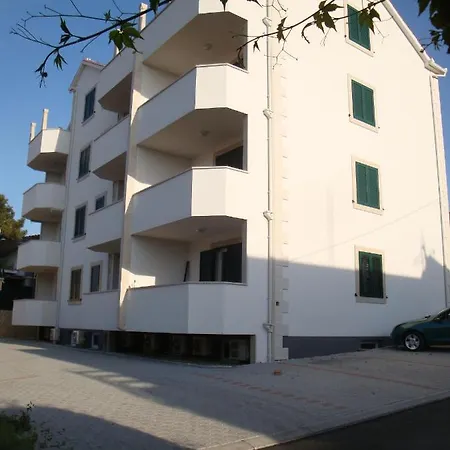 With A Parking Space Supetar, Brac - 16130 * Supetar