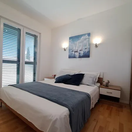 Апартаменты With Parking Space Supetar, Brac - 16130 *