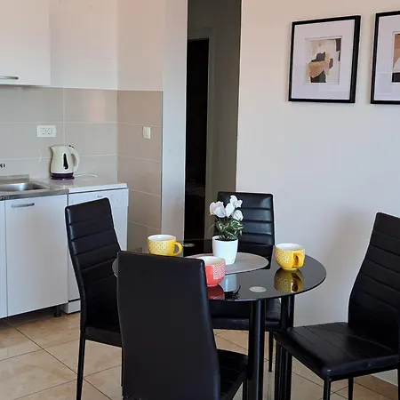 Апартаменты With Parking Space Supetar, Brac - 16130 Супетар