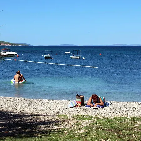 Appartement With Parking Space Supetar, Brac - 16130 *